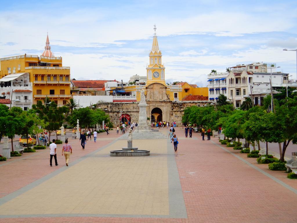 Hostal Bourbon St Boutique