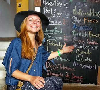 Bourbon St Boutique Hostal *