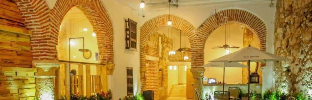 Hostal Bourbon St Boutique *