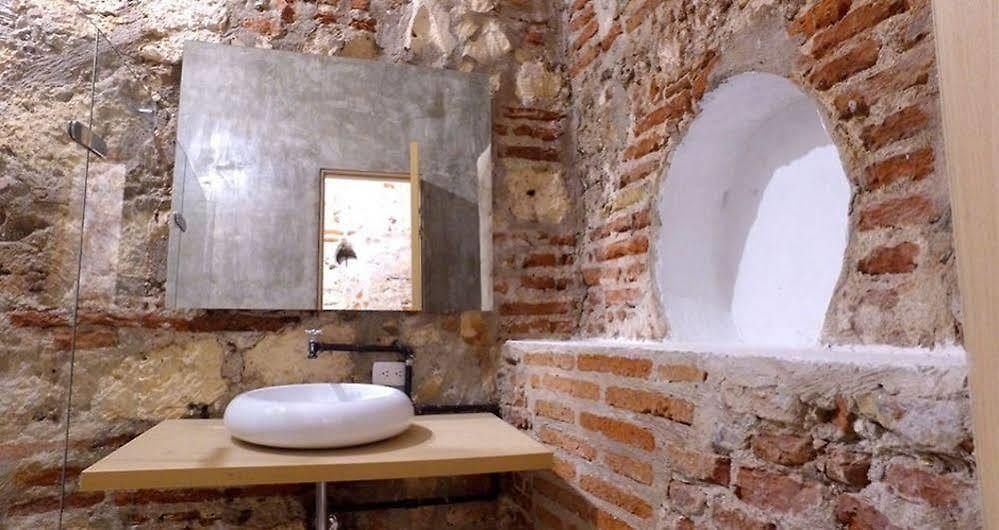 Bourbon St Boutique Hostel Cartagena