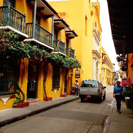 Hostel Bourbon St Boutique