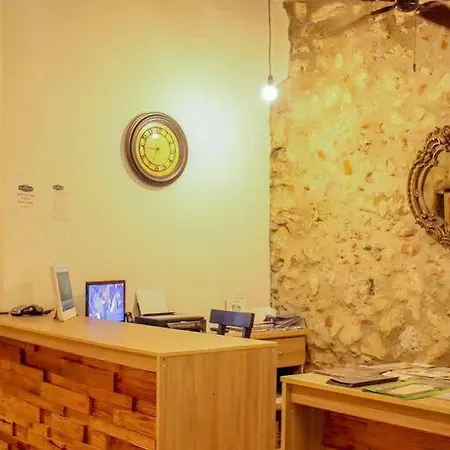 Hostel Bourbon St Boutique Cartagena